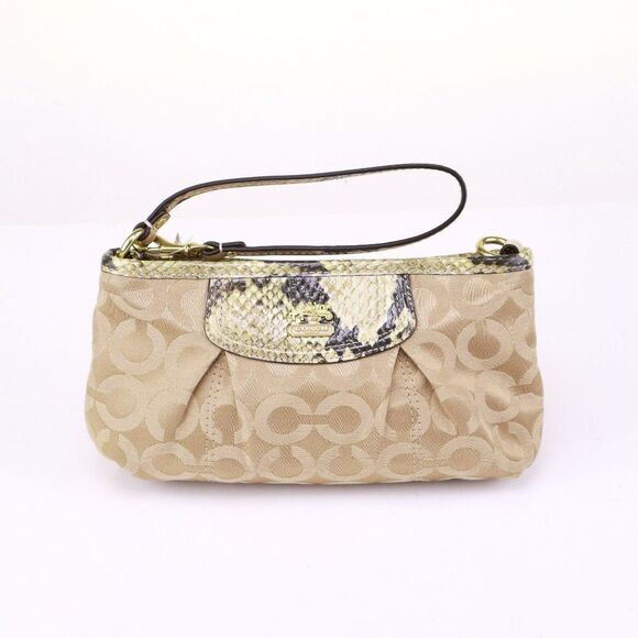 NWT Coach Signature Snake Embossed Wallet Wristlet - Picture 1 of 9